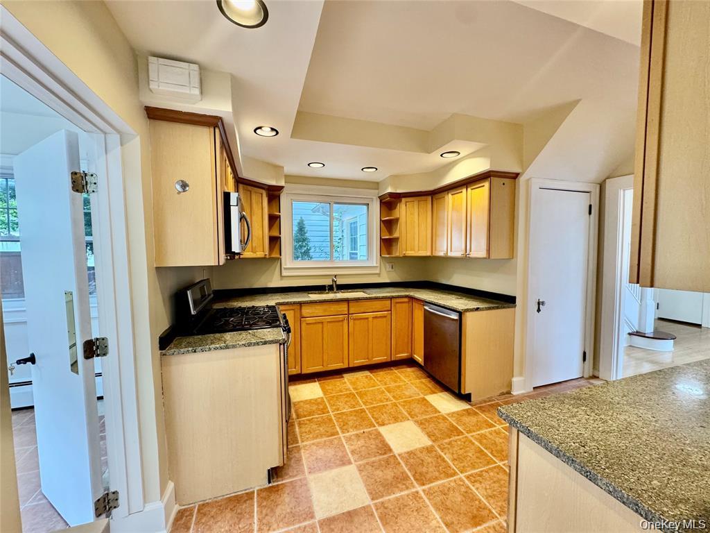 73 Watkins Avenue, Middletown, NY 10940