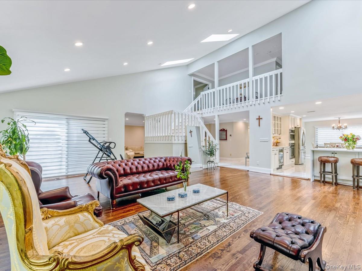 54 Harvard Road # 54, Manhasset, NY 11030