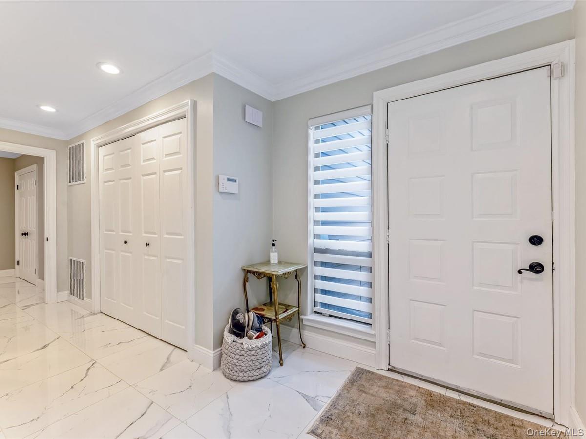 54 Harvard Road # 54, Manhasset, NY 11030