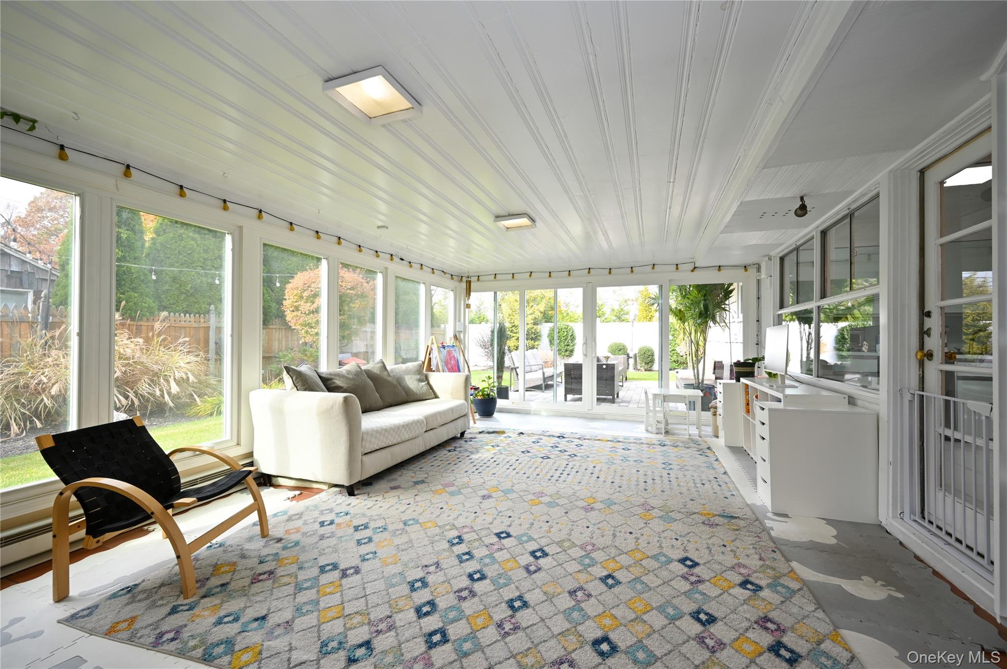 2 Meadow Lane, Rockville Centre, NY 11570