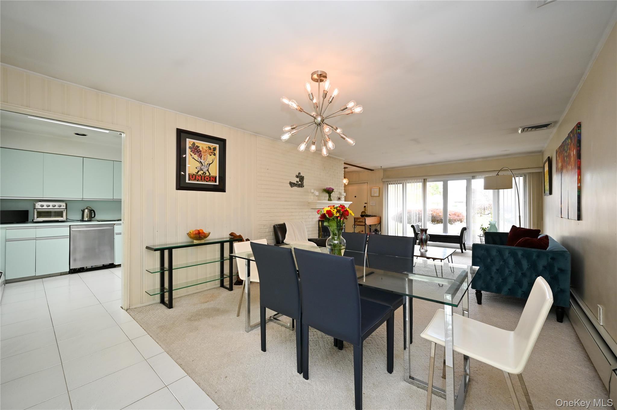 2 Meadow Lane, Rockville Centre, NY 11570