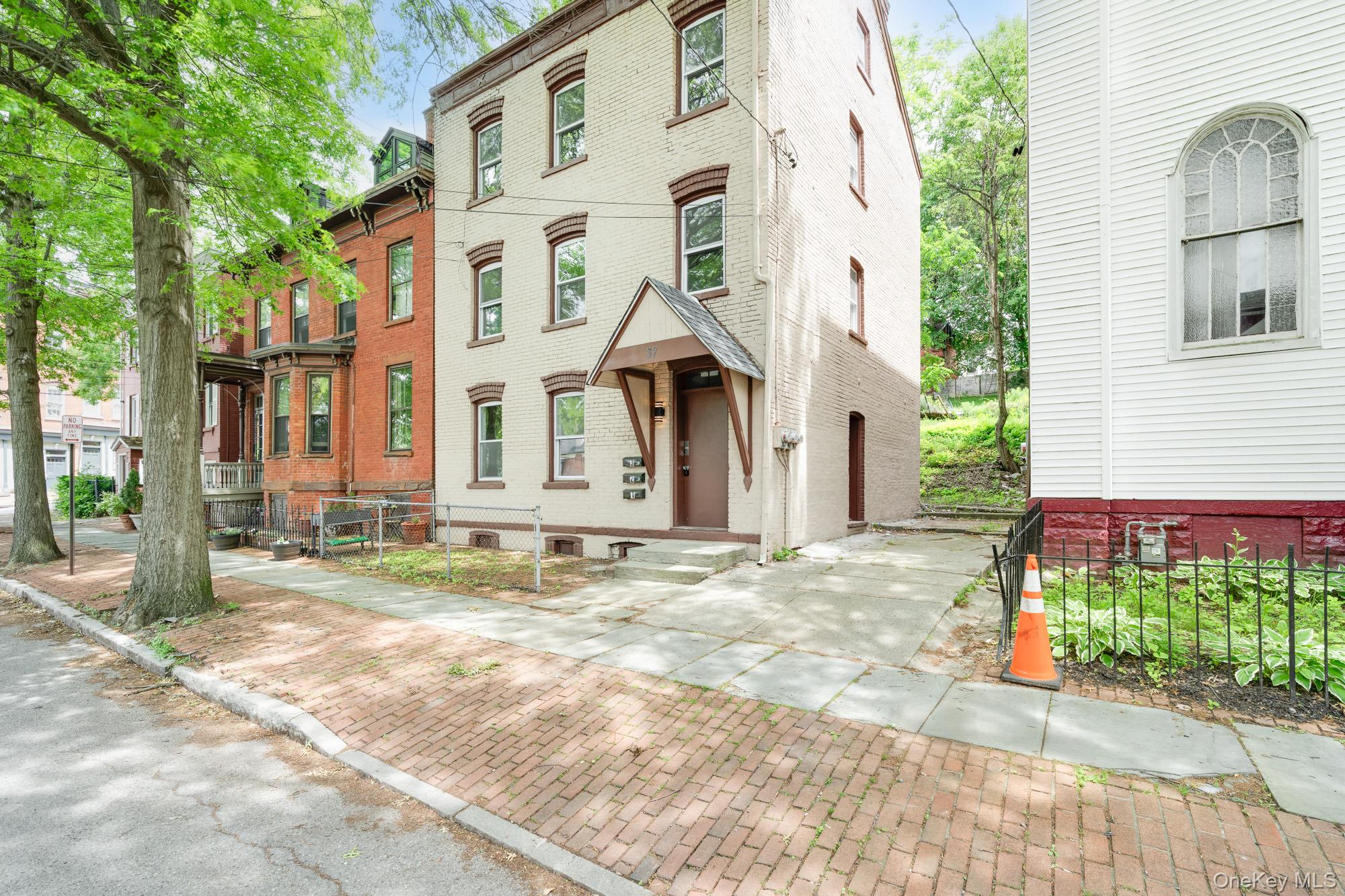 37 S Bridge Street, Poughkeepsie, NY 12601