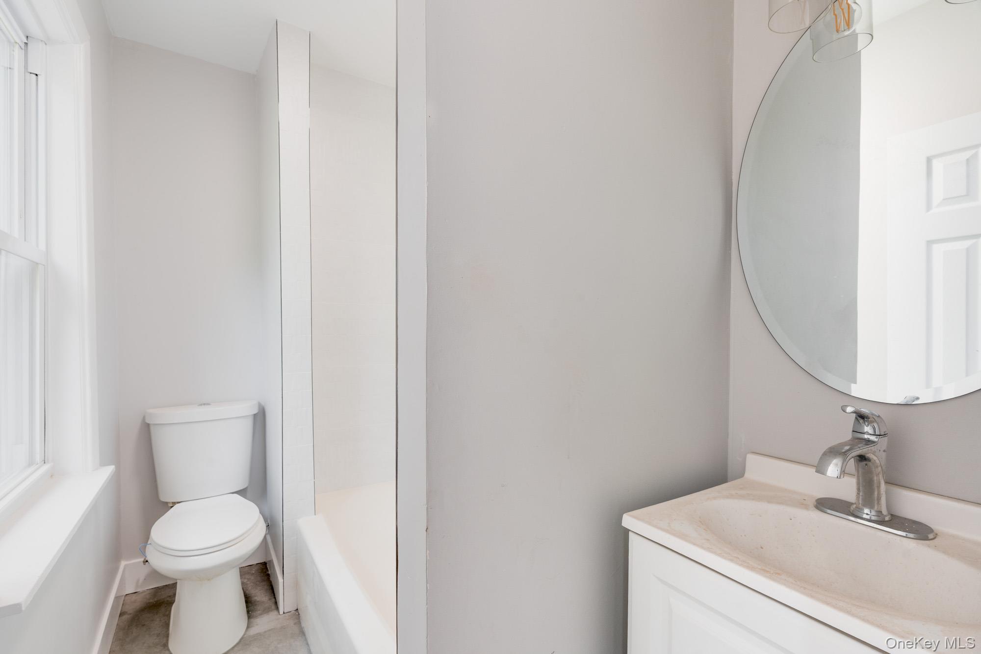 37 S Bridge Street, Poughkeepsie, NY 12601