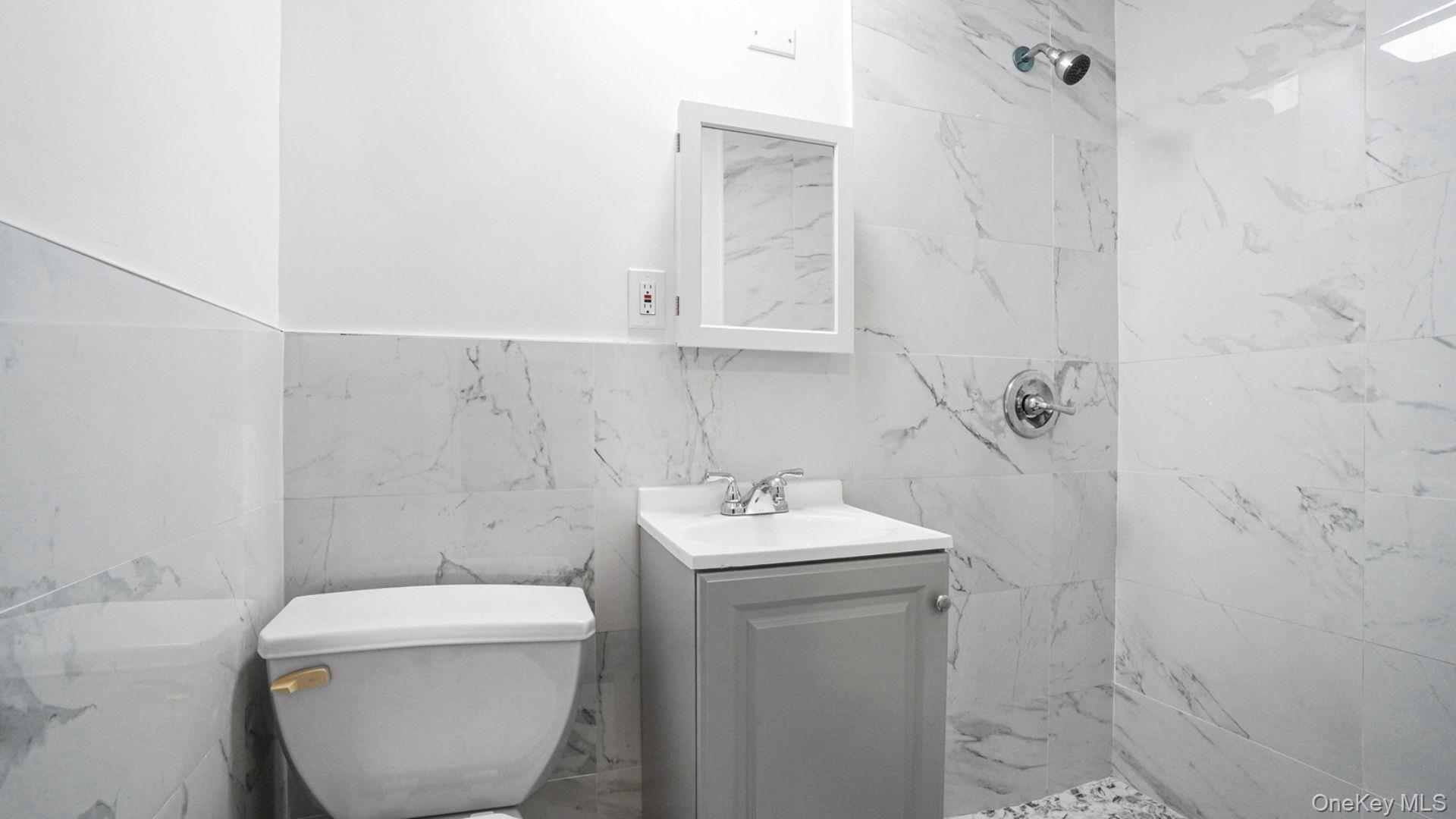 836 E 229th Street, Bronx, NY 10466