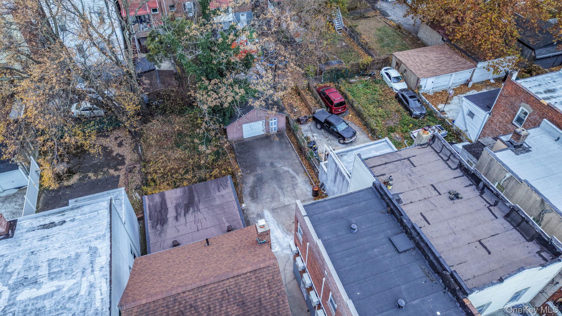 836 E 229th Street, Bronx, NY 10466