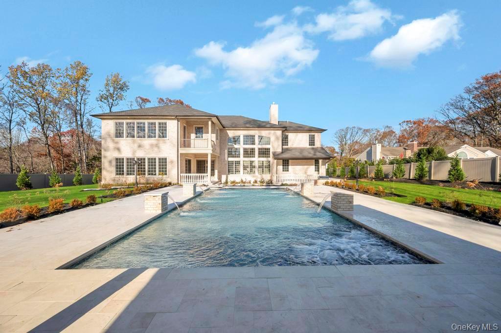 6 Gables Court, Dix Hills, NY 11746