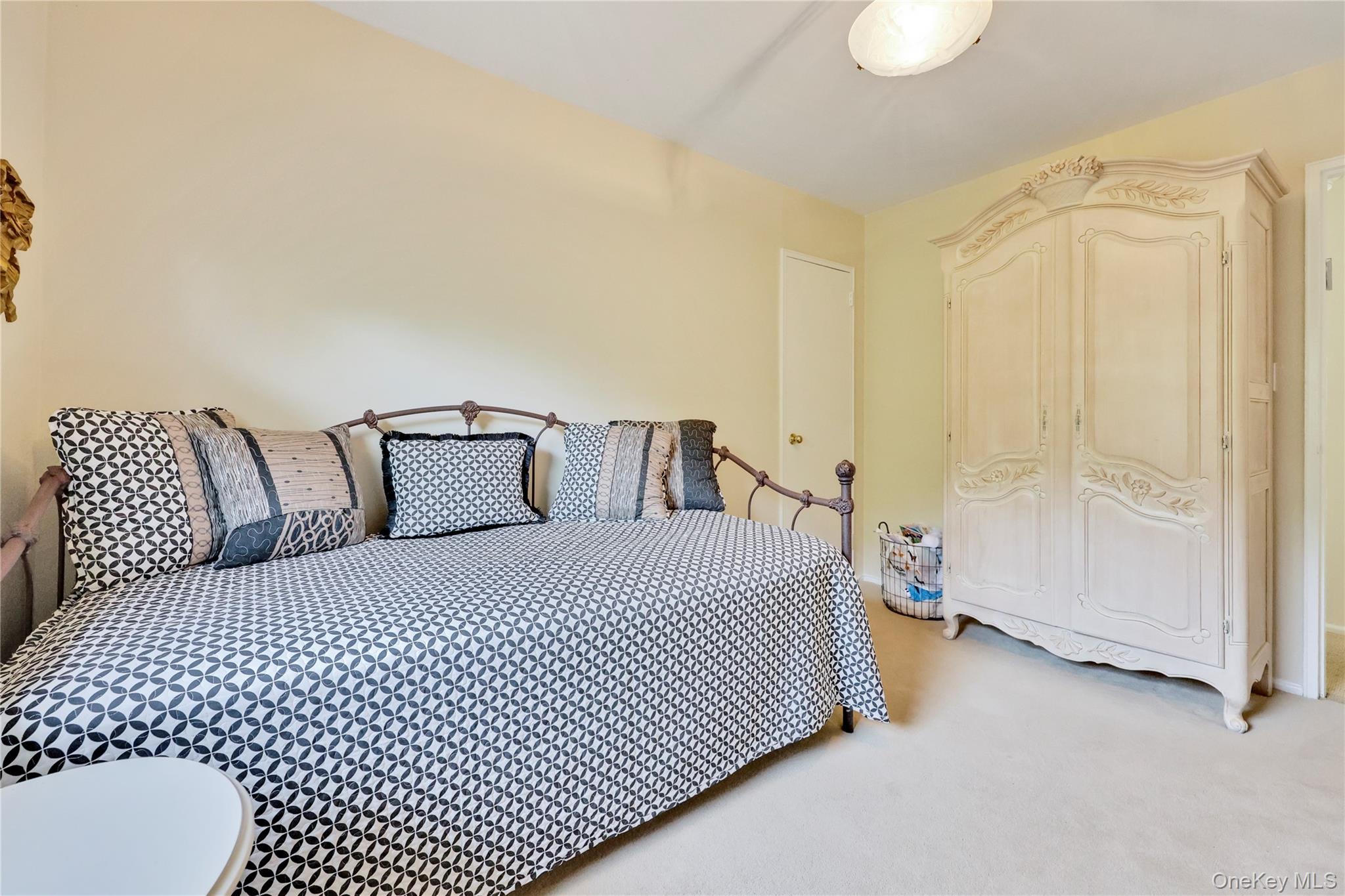 598 Church Avenue, Woodmere, NY 11598