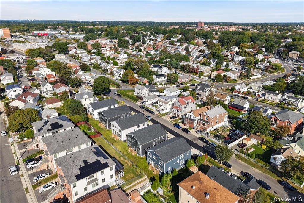 89 Thurton Place, Yonkers, NY 10704