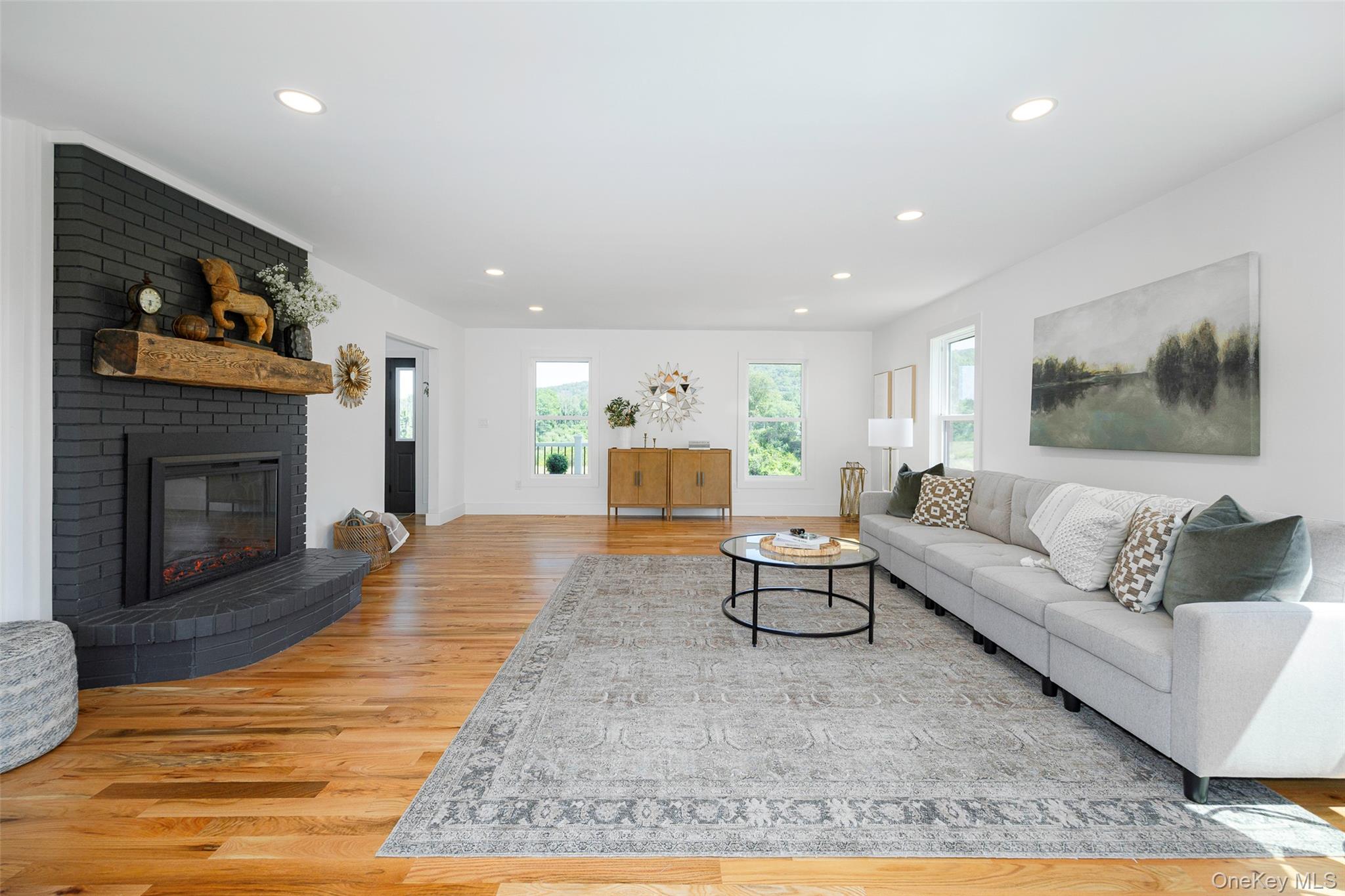 327 Hynes Road, Poughquag, NY 12570