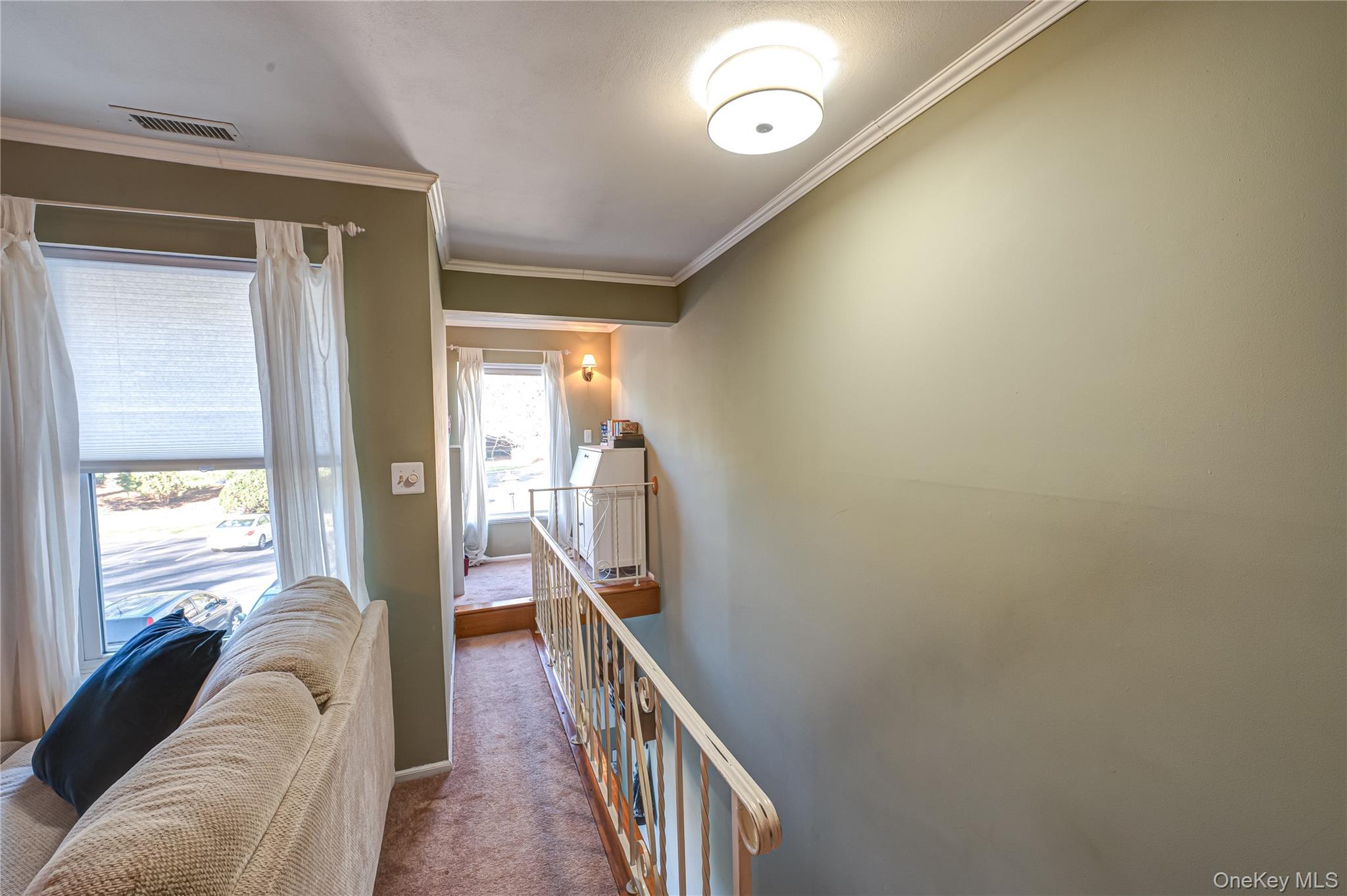 82 Leeward Court, Port Jefferson, NY 11777