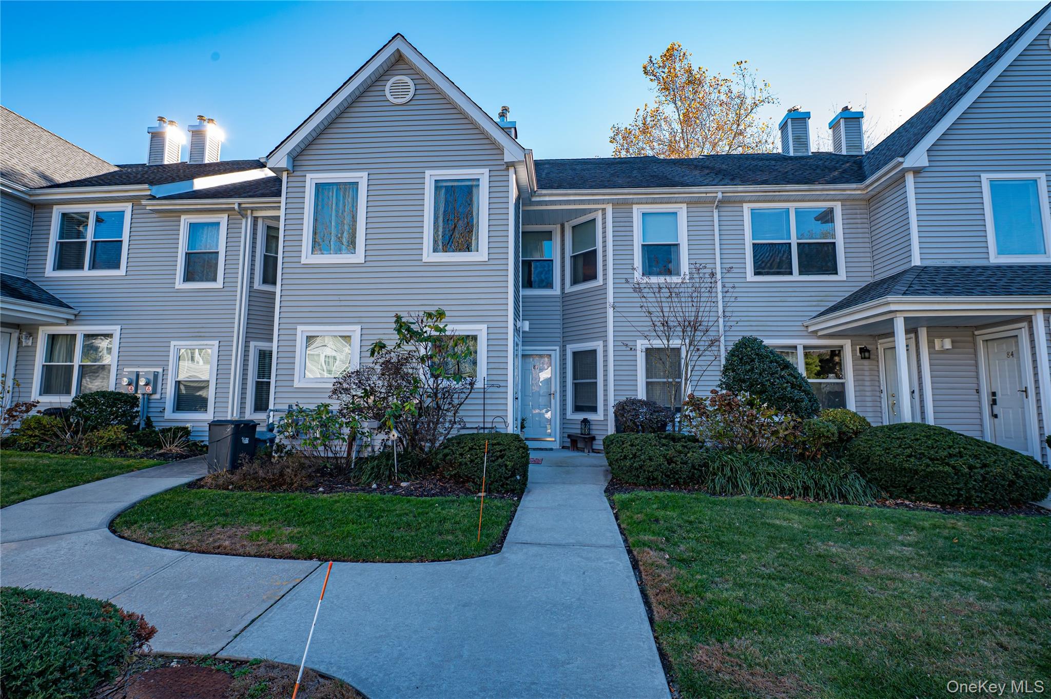 82 Leeward Court, Port Jefferson, NY 11777