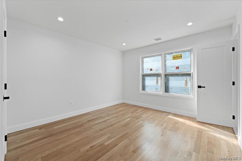 97 Thurton Place, Yonkers, NY 10704