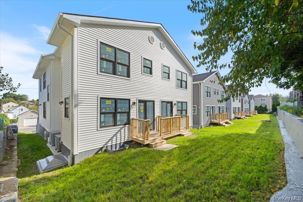 97 Thurton Place, Yonkers, NY 10704