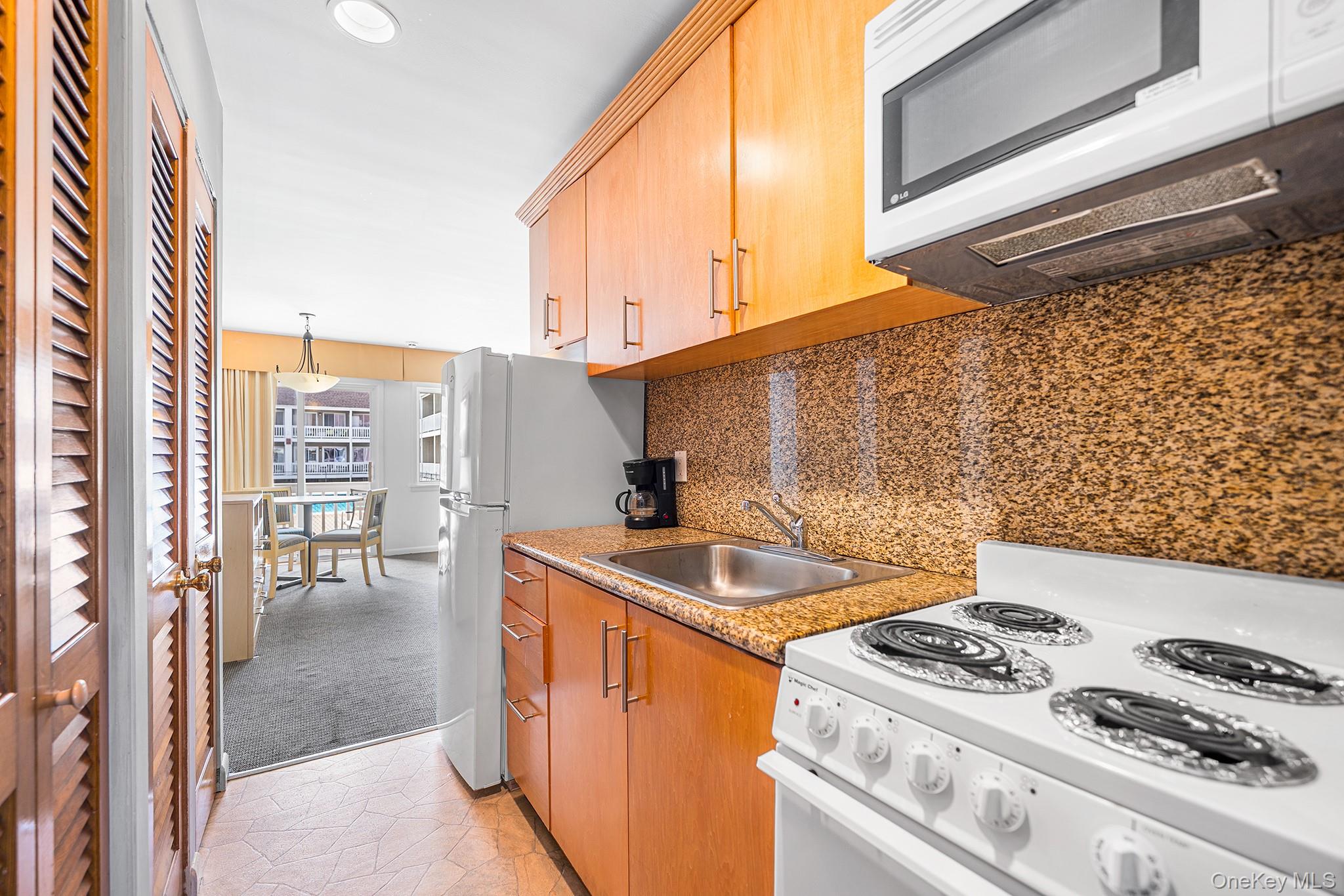 131 S Emerson Avenue # 235, Montauk, NY 11954