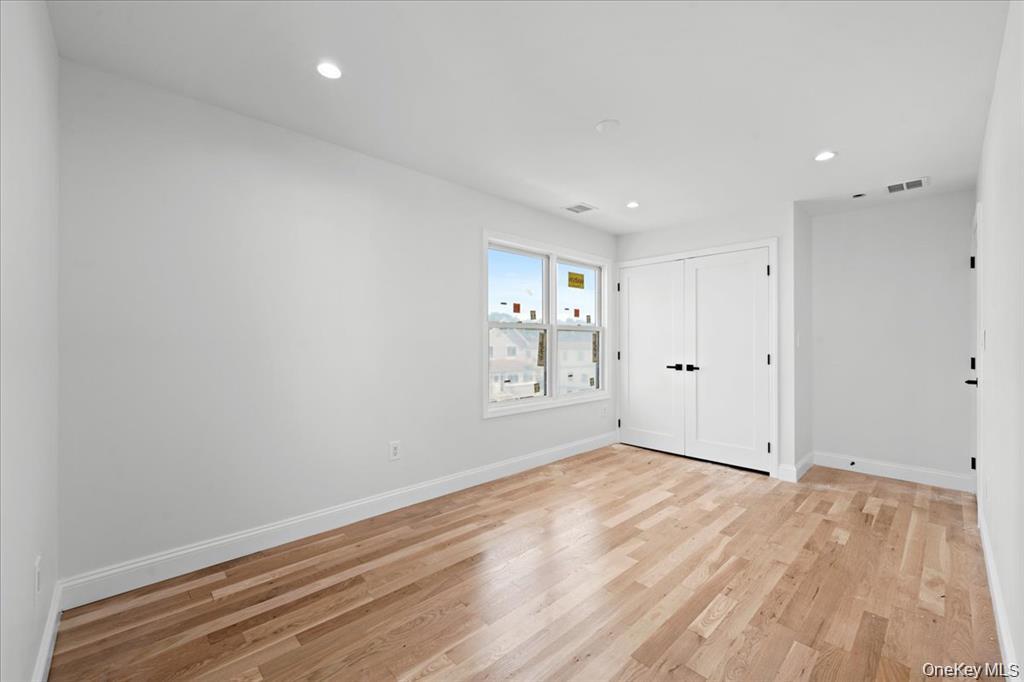 99 Thurton Place, Yonkers, NY 10704