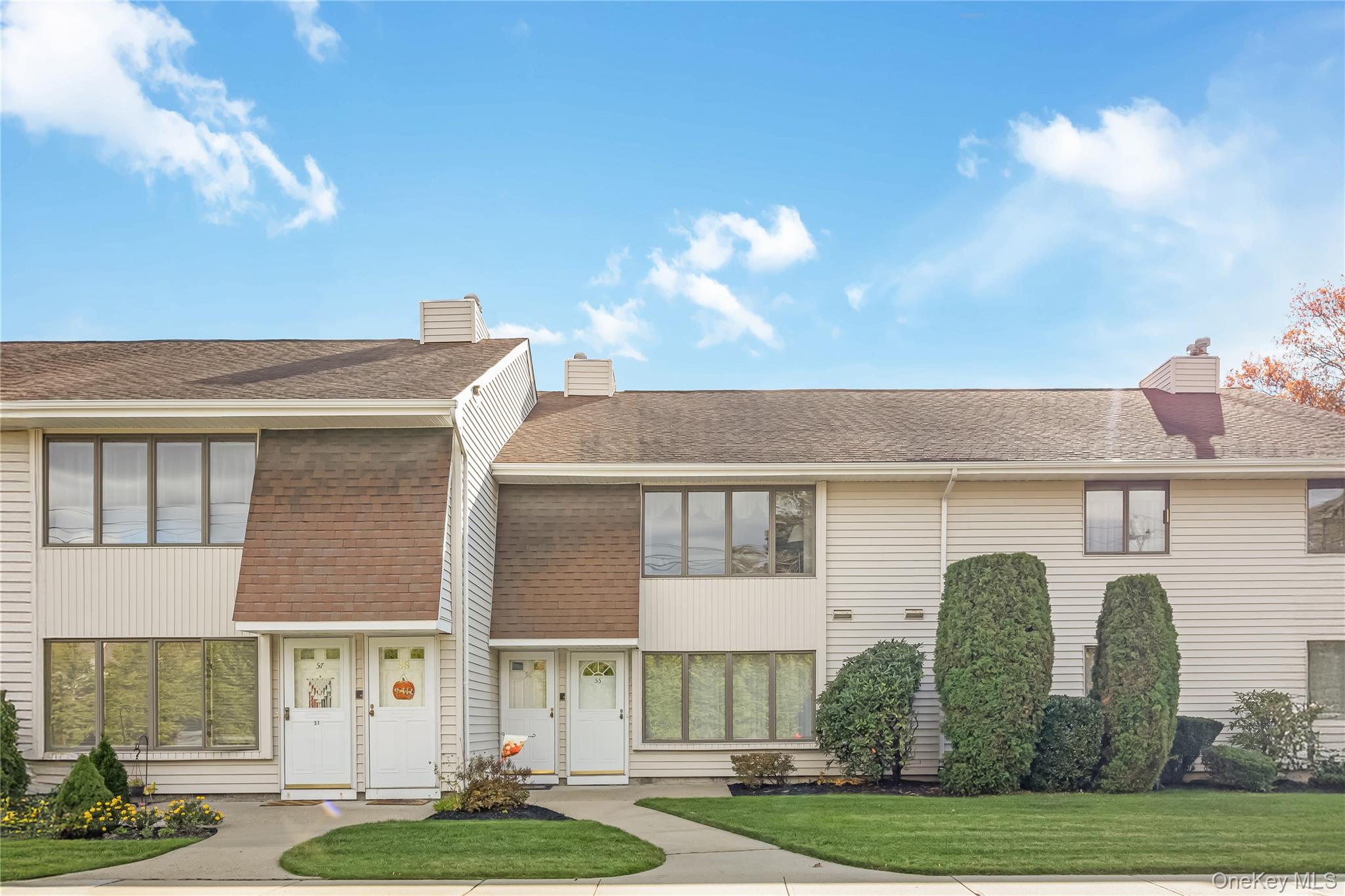 20 Laurel Avenue # 55, East Islip, NY 11730