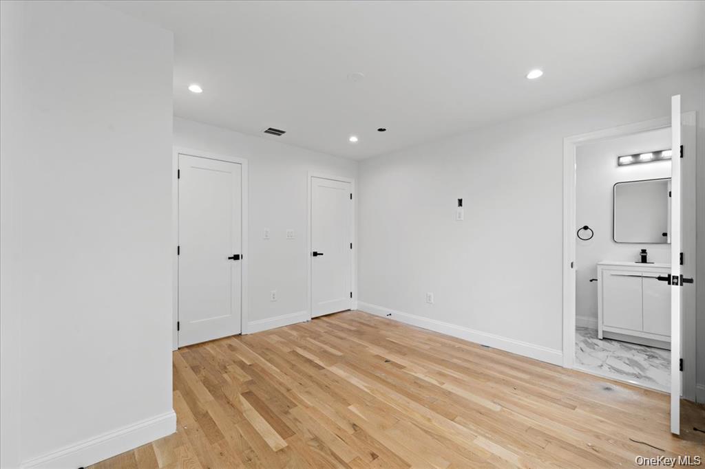 101 Thurton Place, Yonkers, NY 10704