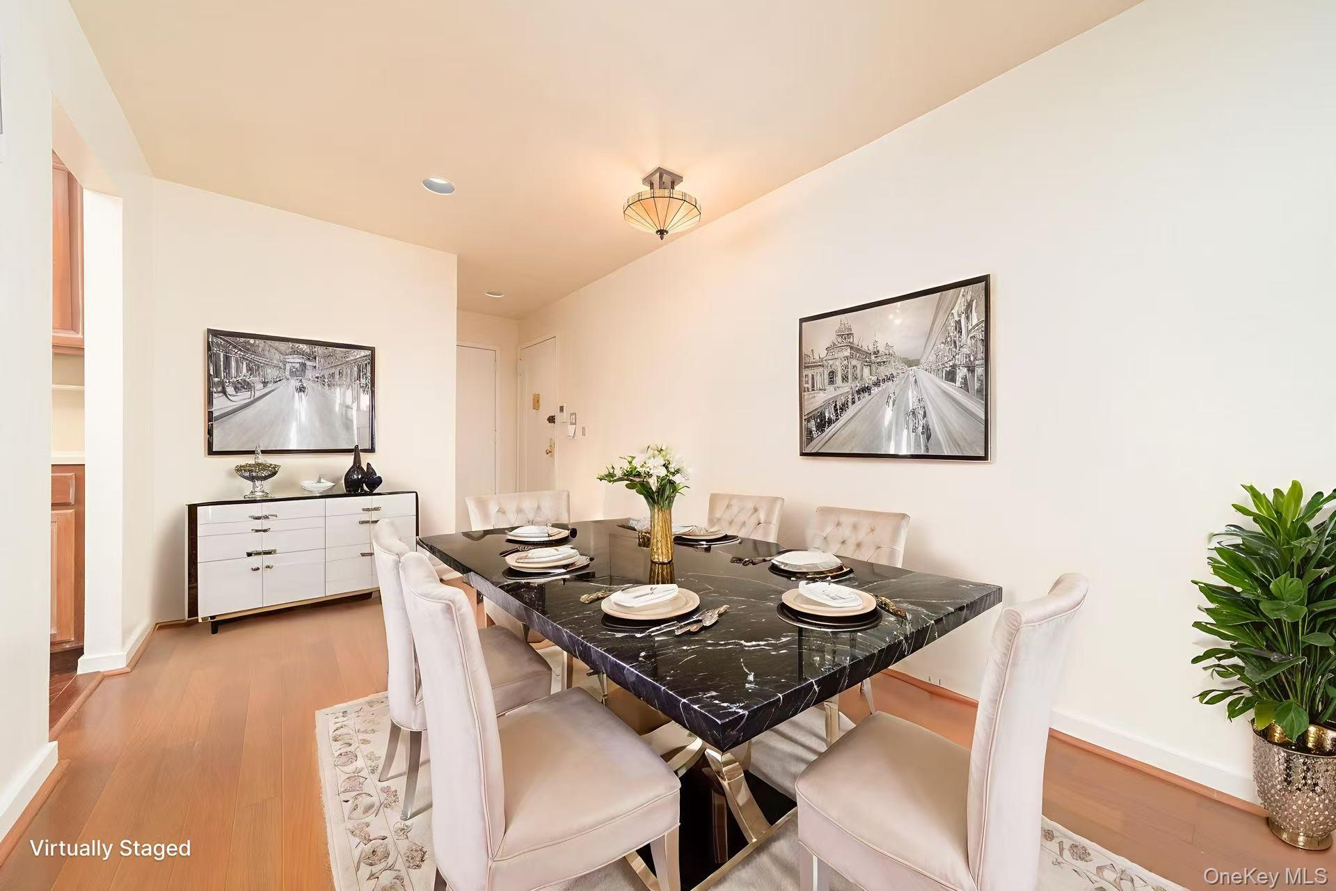 8 W Mill Drive # 1B, Great Neck, NY 11021