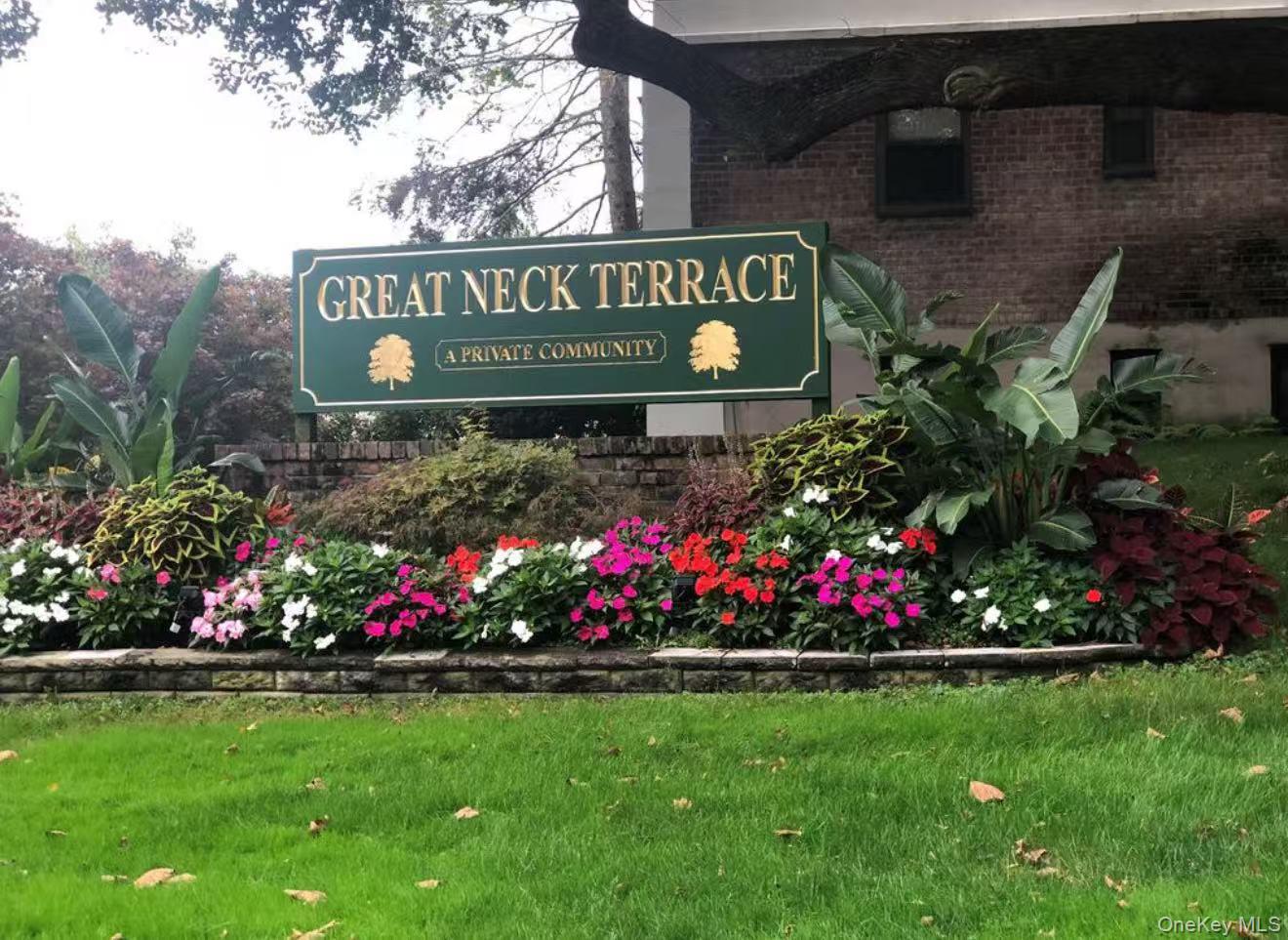 8 W Mill Drive # 1B, Great Neck, NY 11021