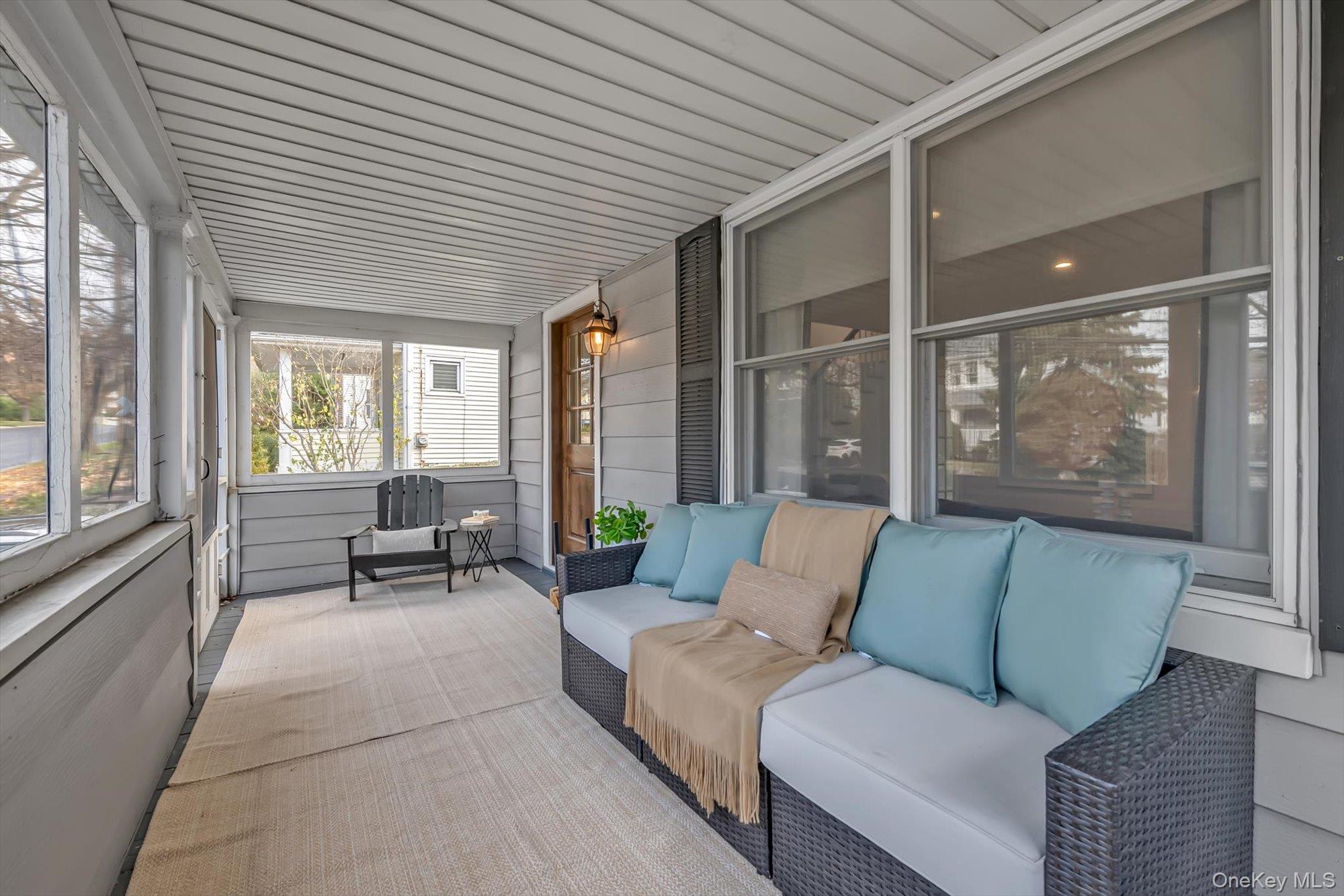 8 Fairview Avenue, Port Washington, NY 11050