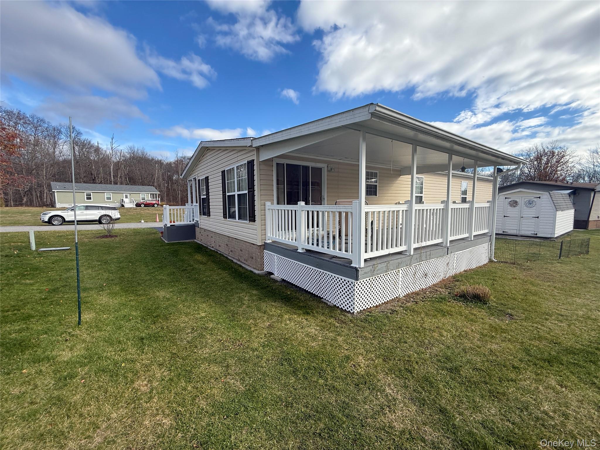 312 Brittany Terrace # 312, Rock Tavern, NY 12575