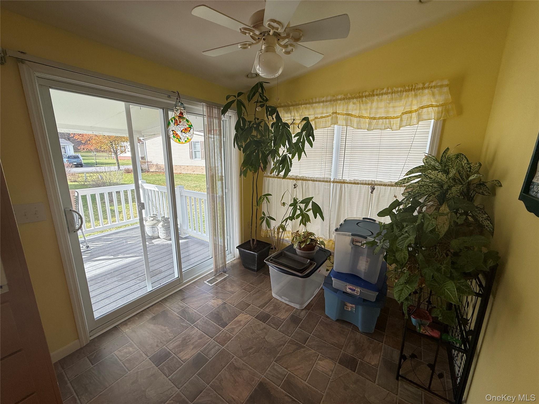 312 Brittany Terrace # 312, Rock Tavern, NY 12575