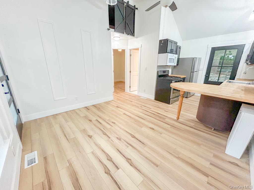 765 Meadow Road, Smithtown, NY 11787