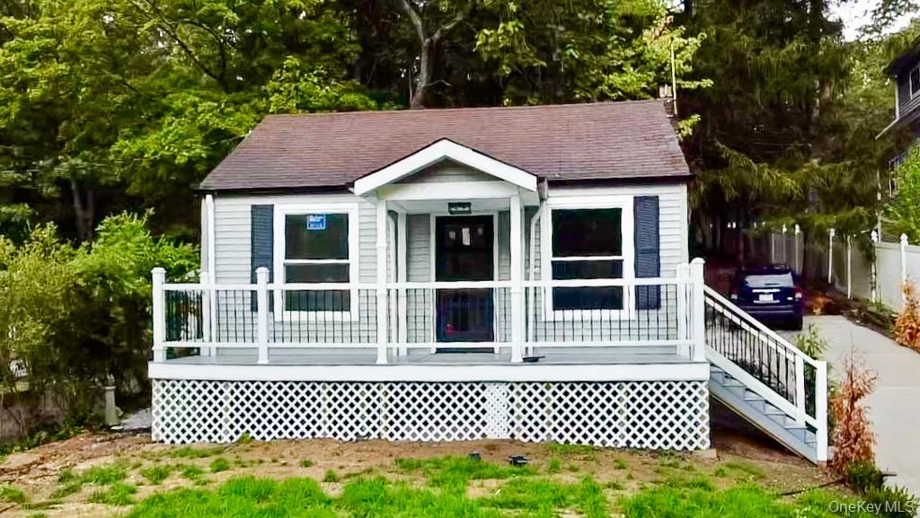 765 Meadow Road, Smithtown, NY 11787