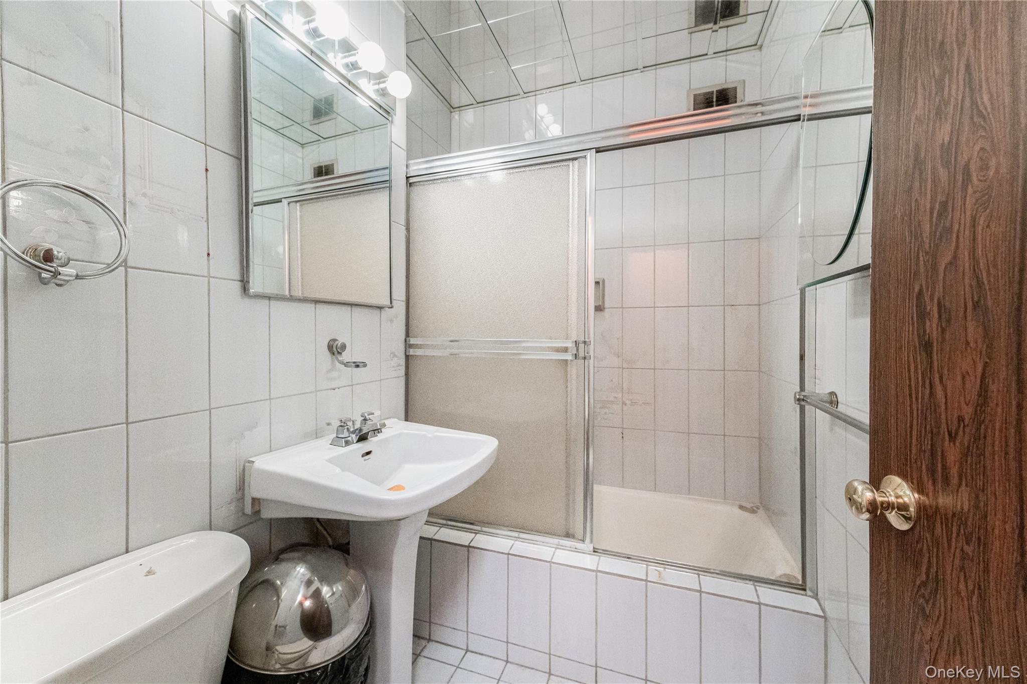 77 W 55th Street # 17B, New York (Manhattan), NY 10019