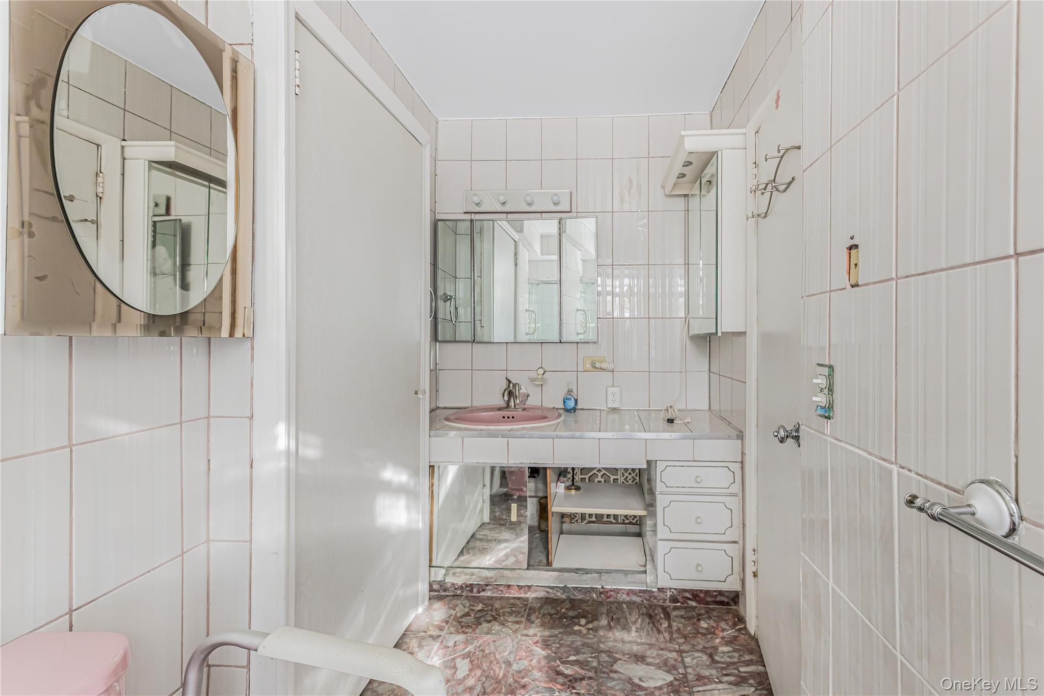 77 W 55th Street # 17B, New York (Manhattan), NY 10019