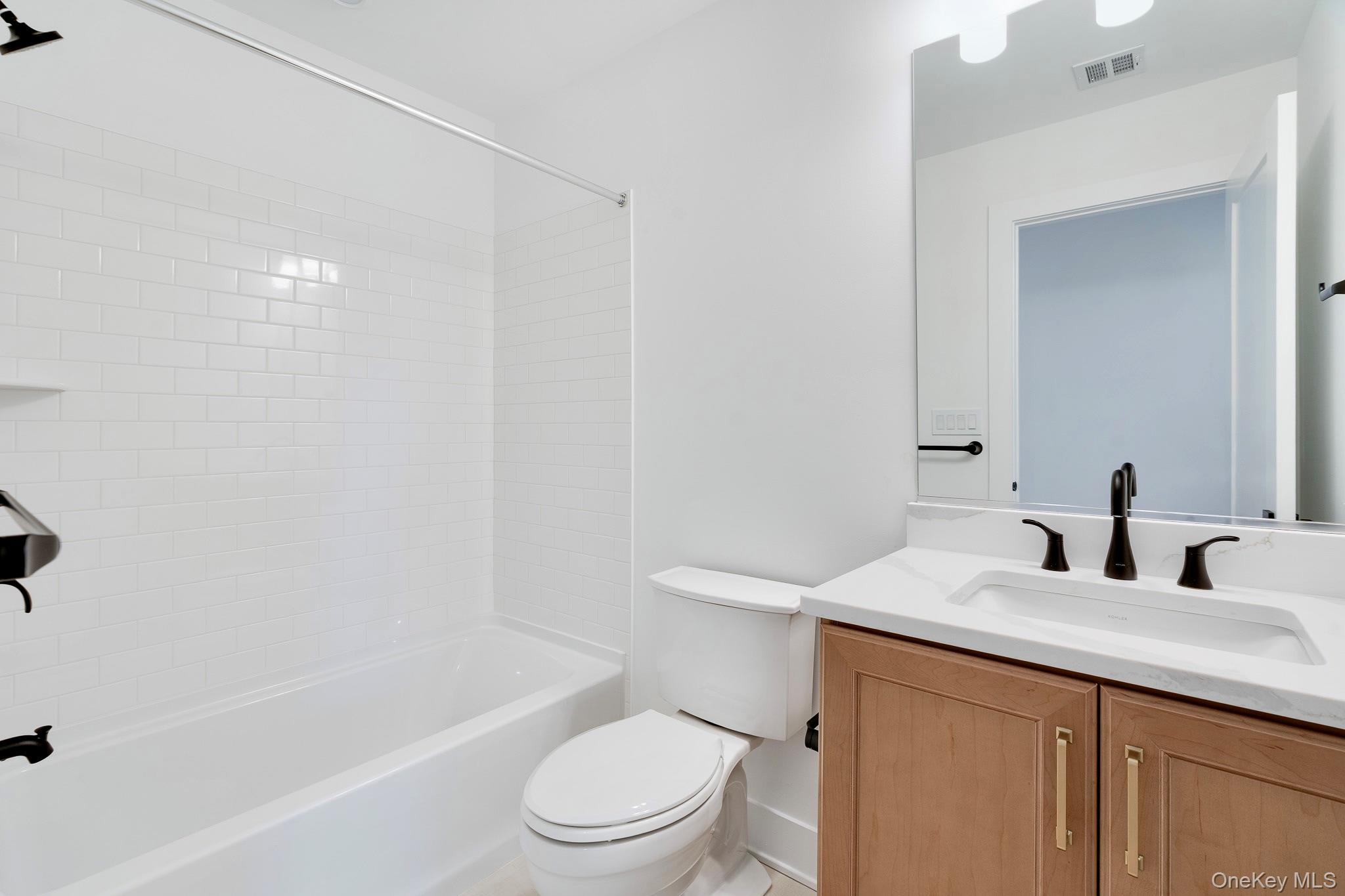 4044 Chestnut Ridge Road, Fishkill, NY 12524