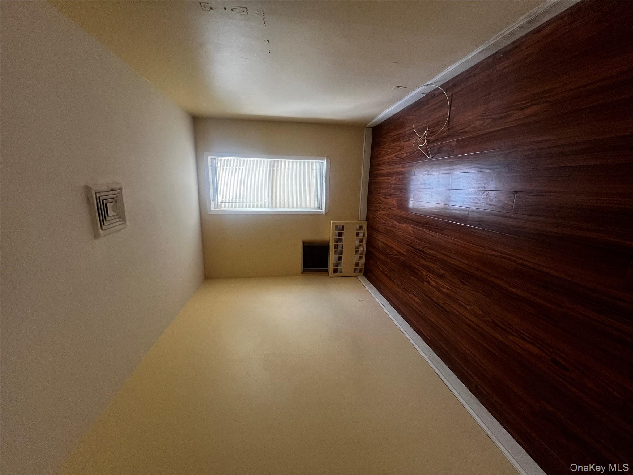 6938 Myrtle, Glendale, NY 11385