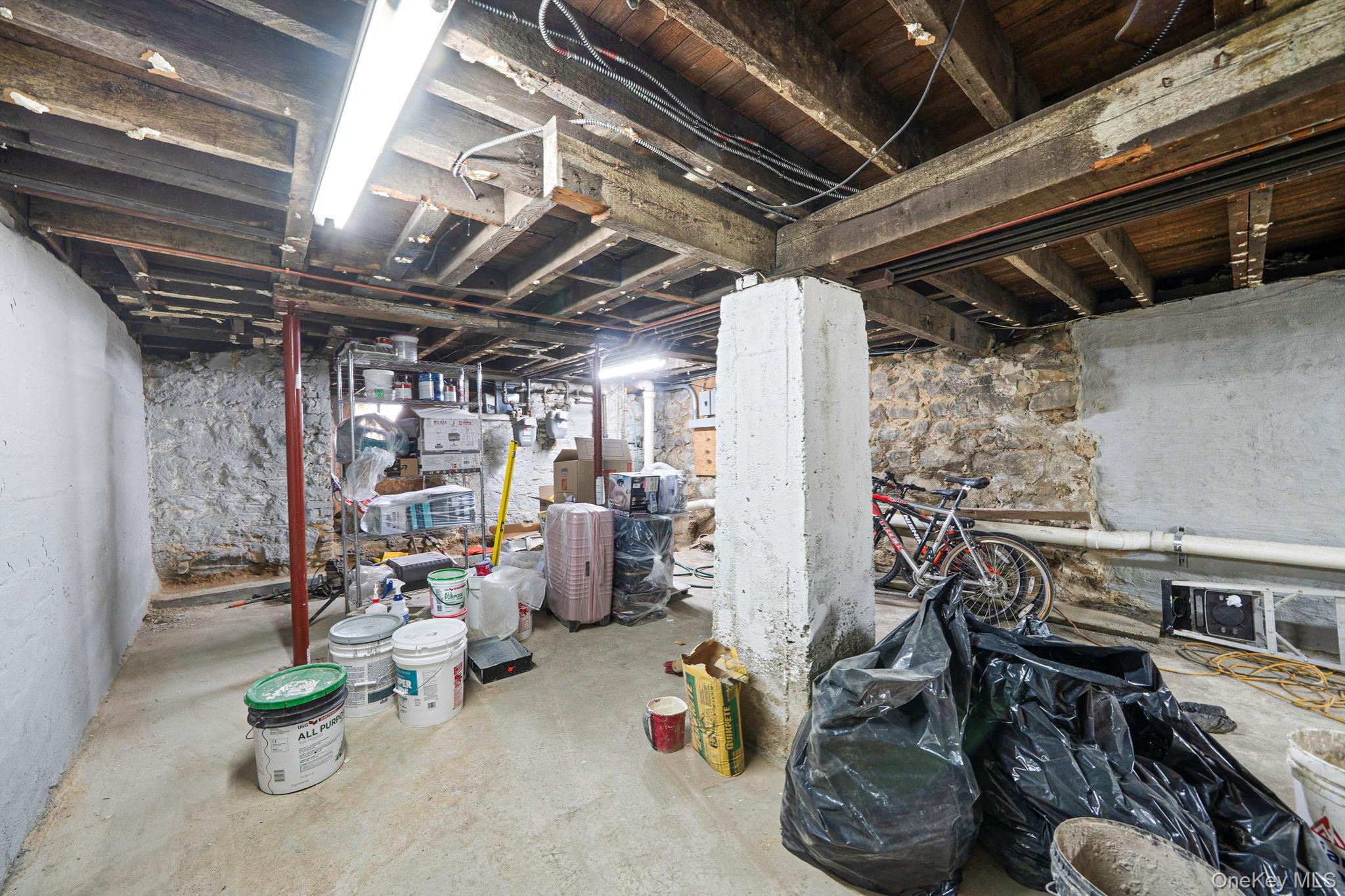 5807 Maspeth Avenue, Maspeth, NY 11378