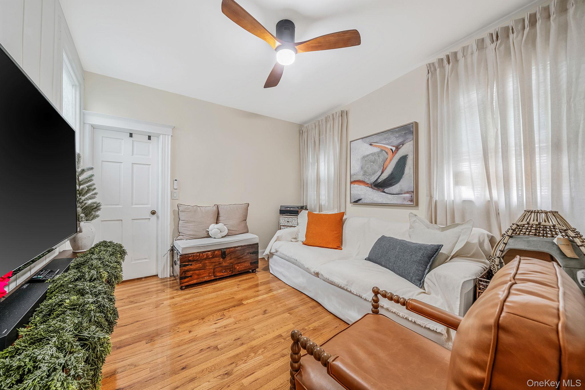 5807 Maspeth Avenue, Maspeth, NY 11378