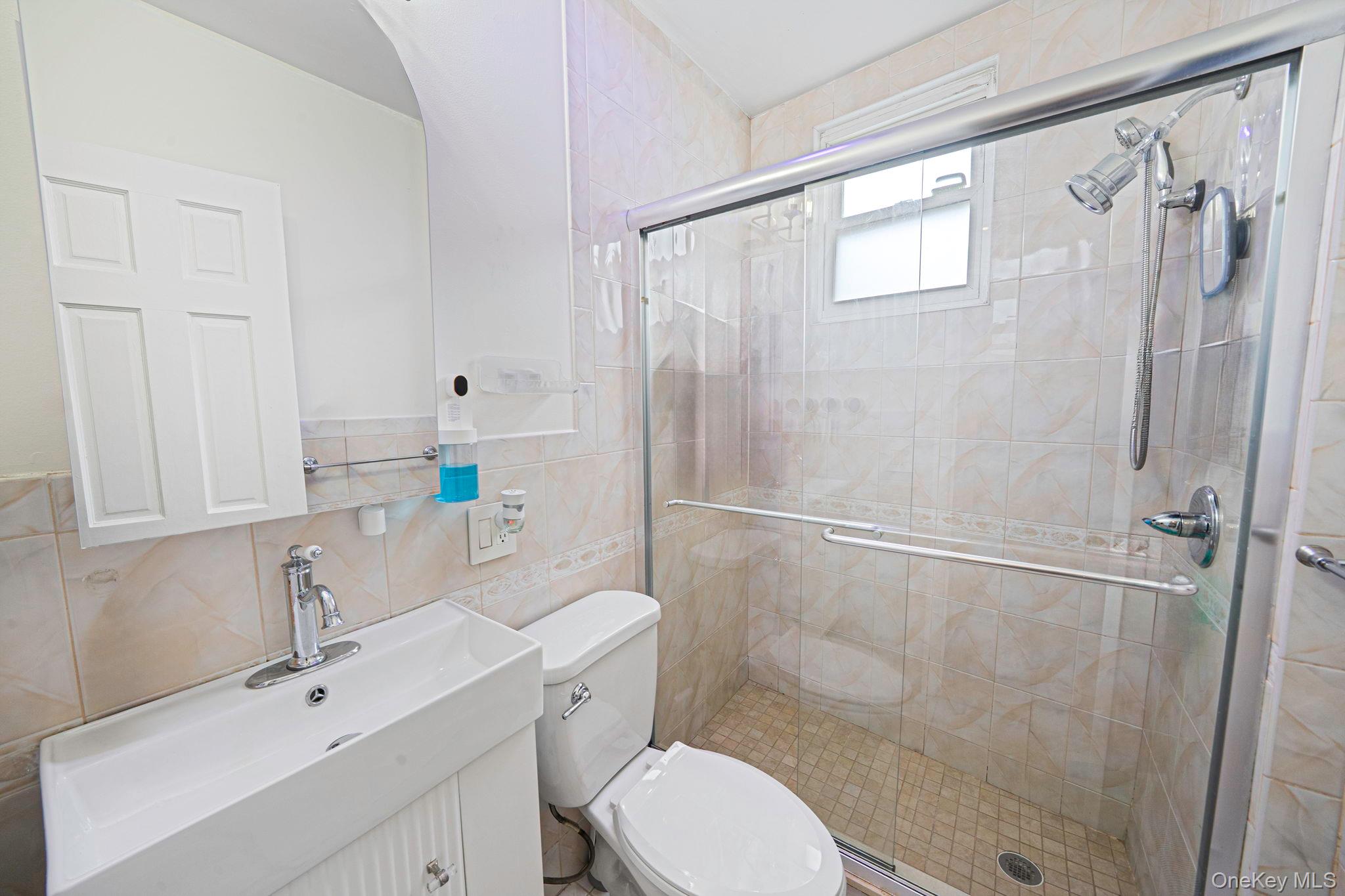 5807 Maspeth Avenue, Maspeth, NY 11378