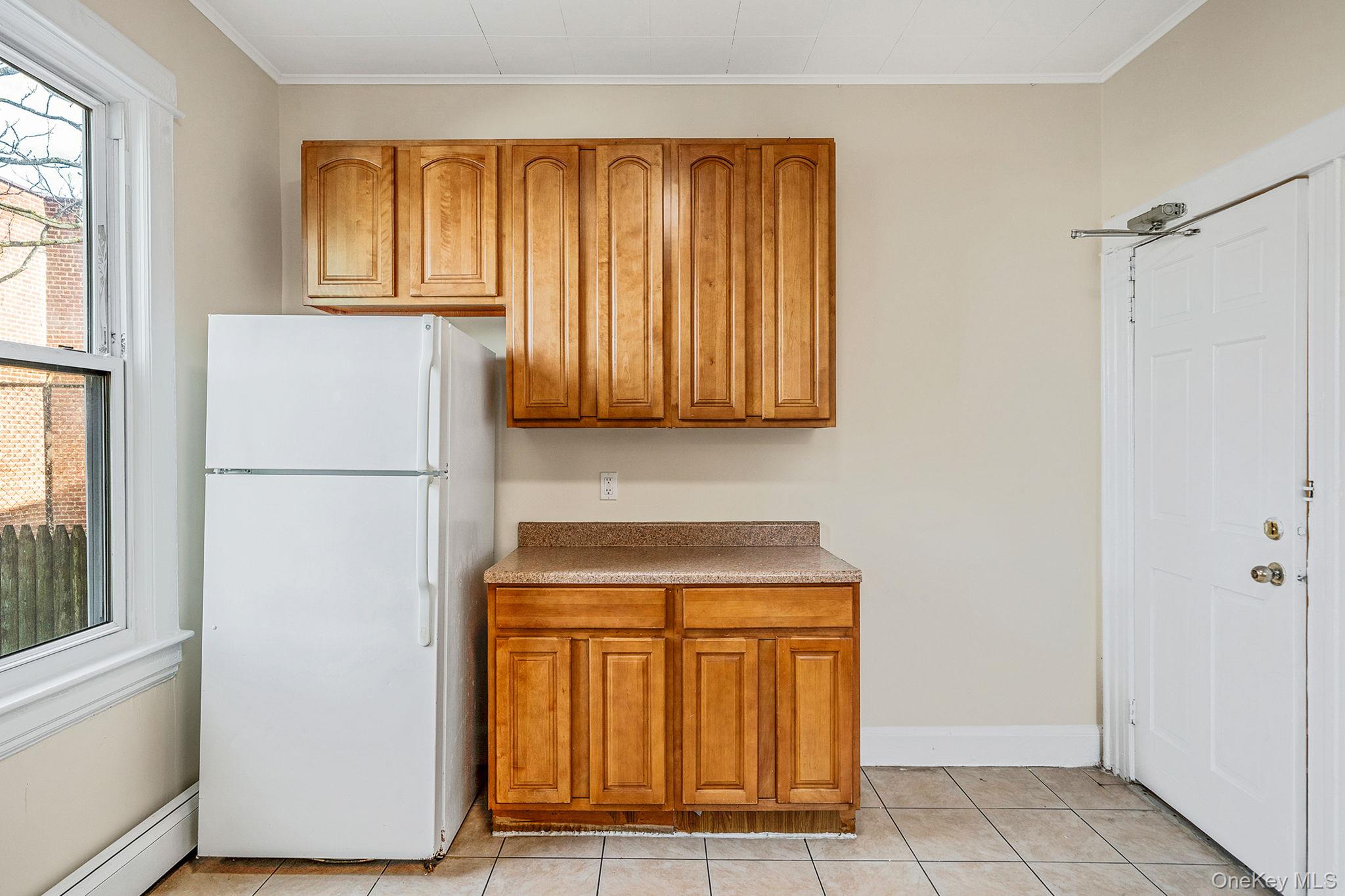 5807 Maspeth Avenue, Maspeth, NY 11378