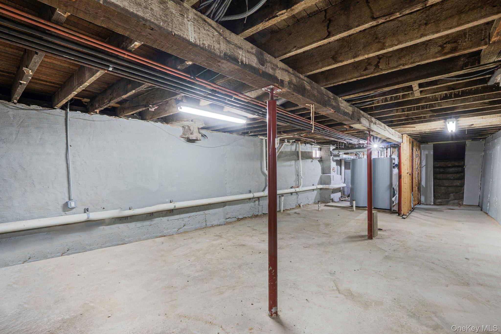 5807 Maspeth Avenue, Maspeth, NY 11378