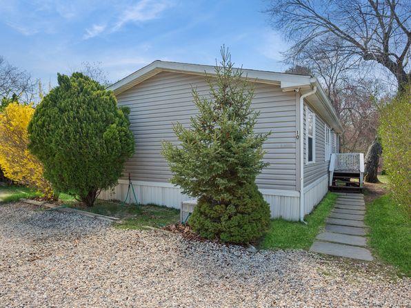 337 Three Mile Harbo # 10, East Hampton, NY 11937