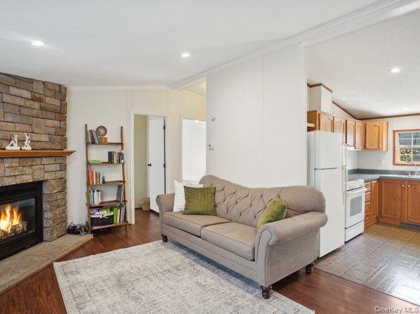 337 Three Mile Harbo # 10, East Hampton, NY 11937