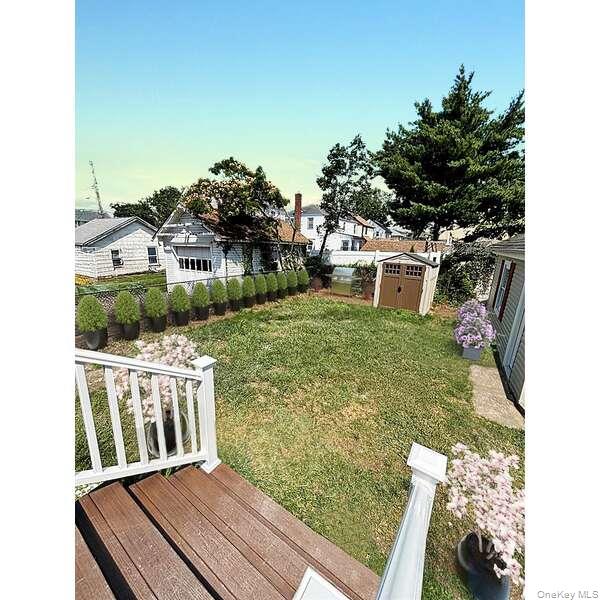 89 N GROVE Street # 1, Valley Stream, NY 11580