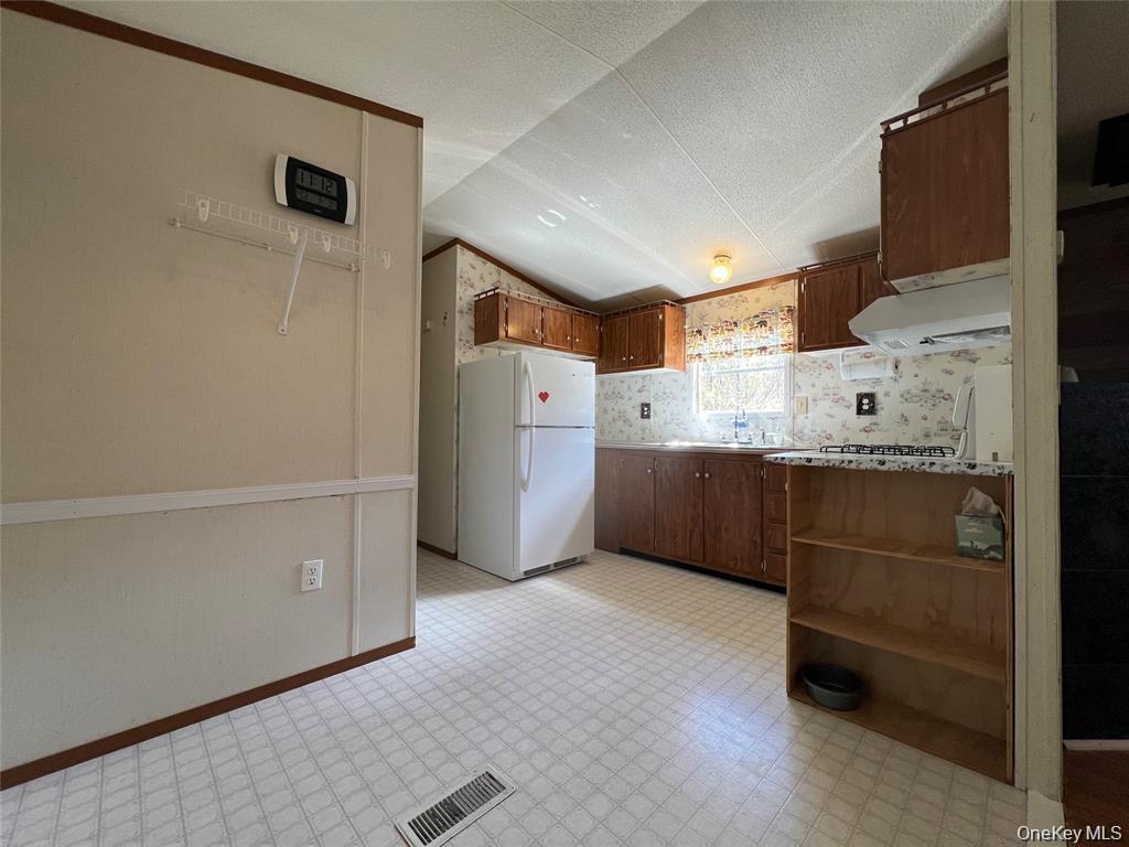 1042 Huntley Hollow Road, Delancey, NY 13752