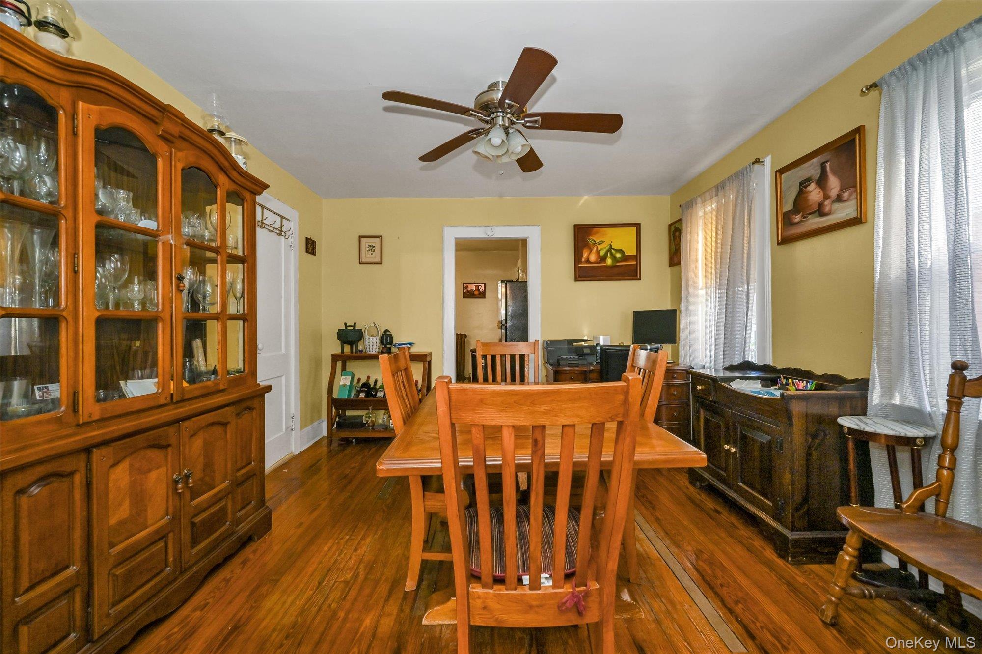 90-49 207th Street, Queens Village, NY 11428