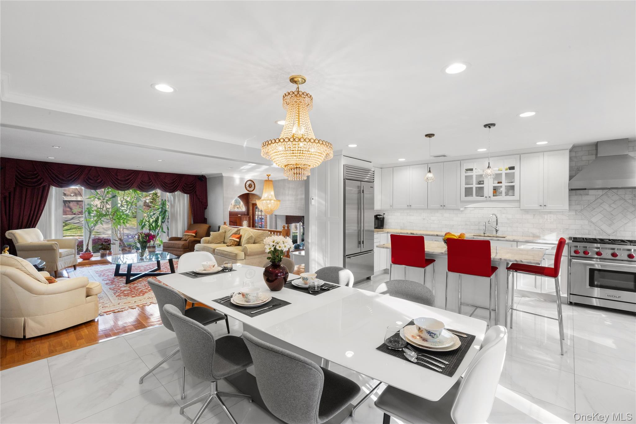 38 Lake Drive, Manhasset Hills, NY 11040