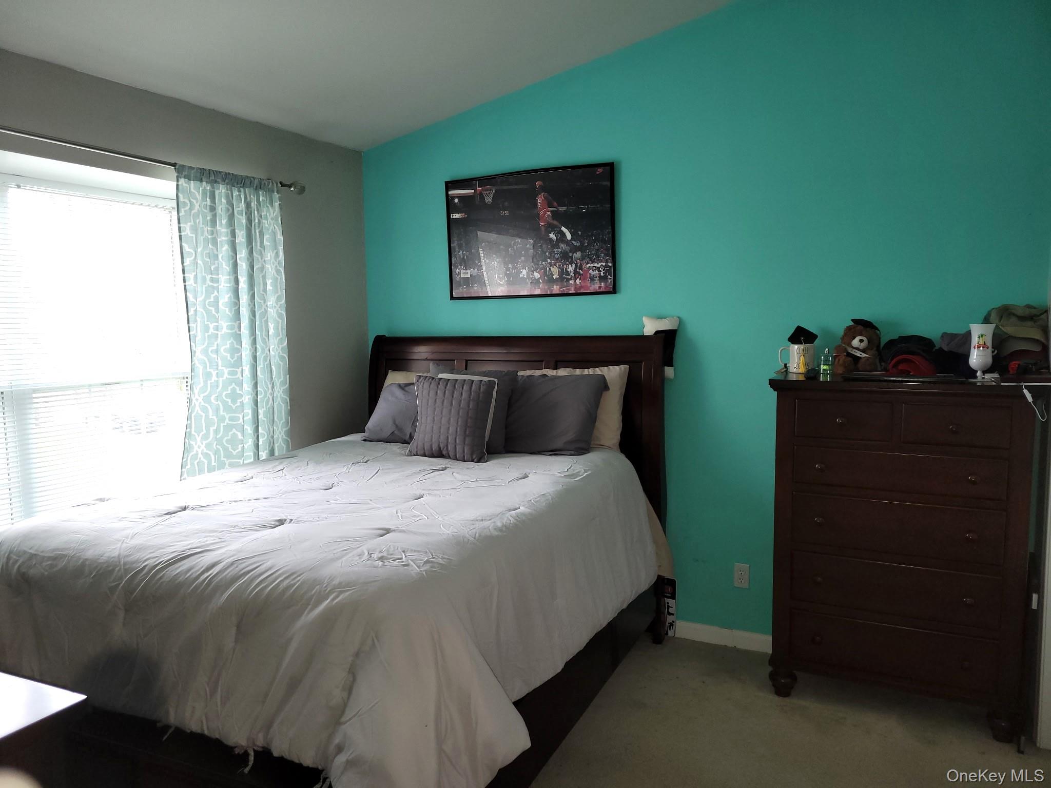 733 Huntington Drive, Fishkill, NY 12524