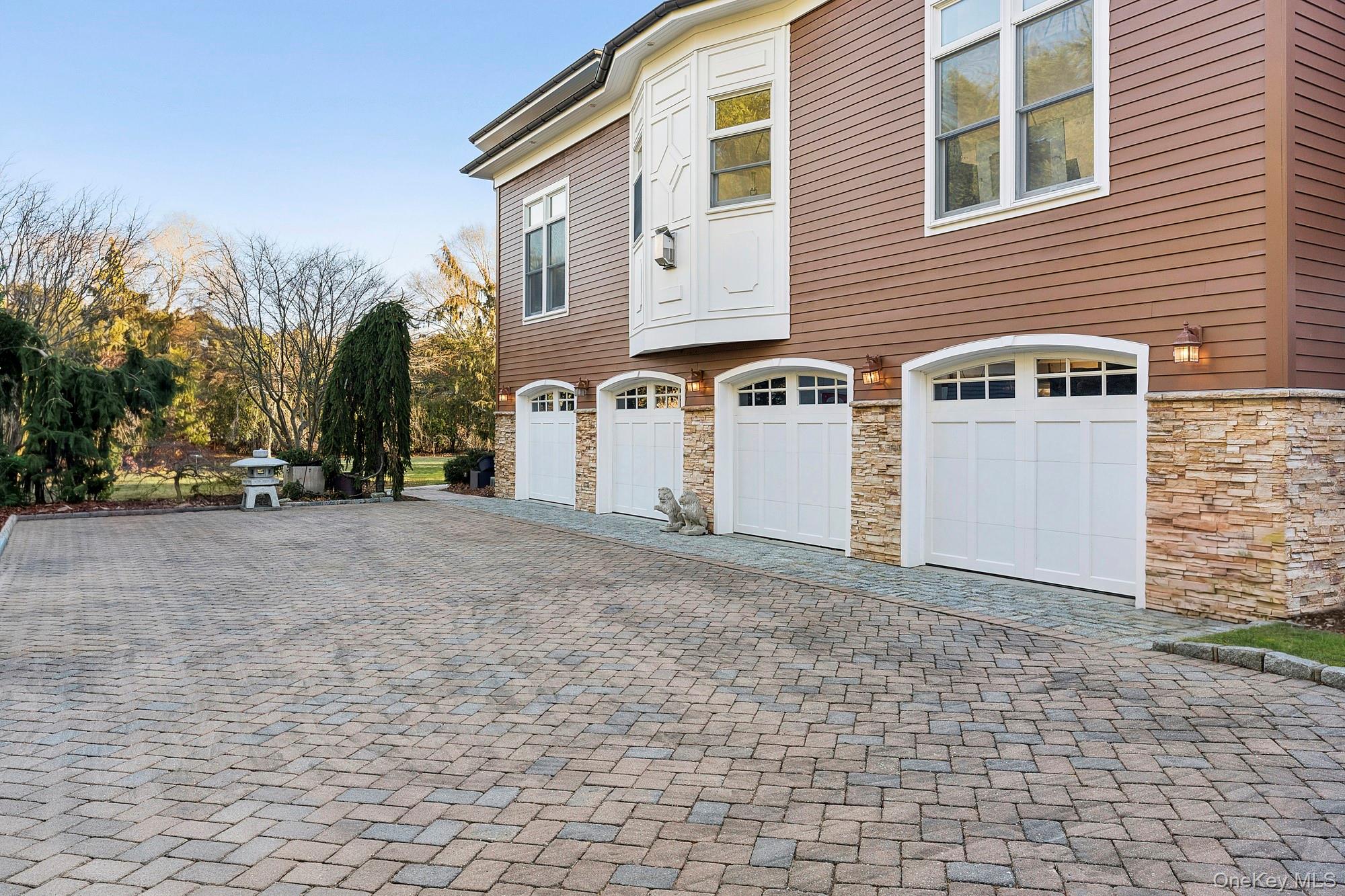 42 Tanners Neck Lane, Westhampton, NY 11977