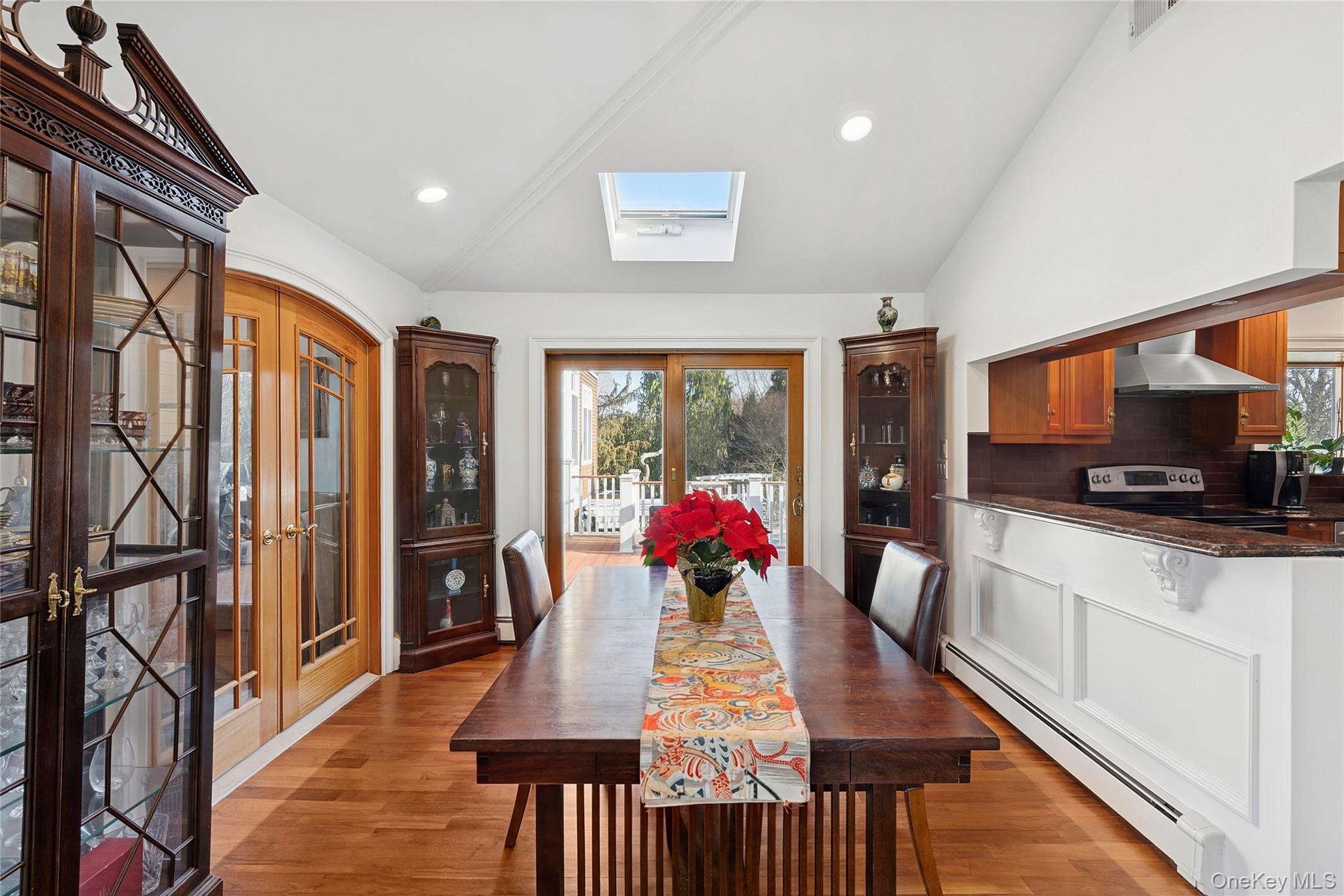 42 Tanners Neck Lane, Westhampton, NY 11977