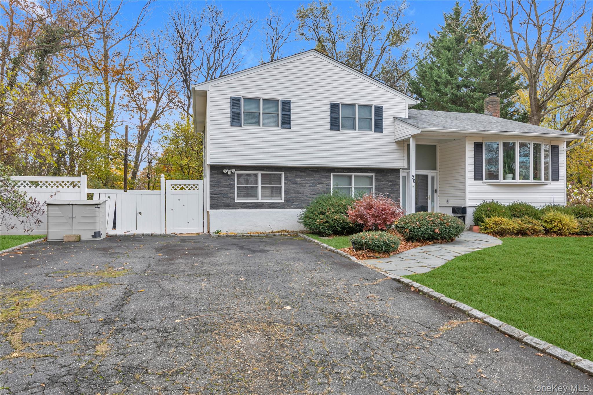 50 Jerome Drive, Glen Cove, NY 11542