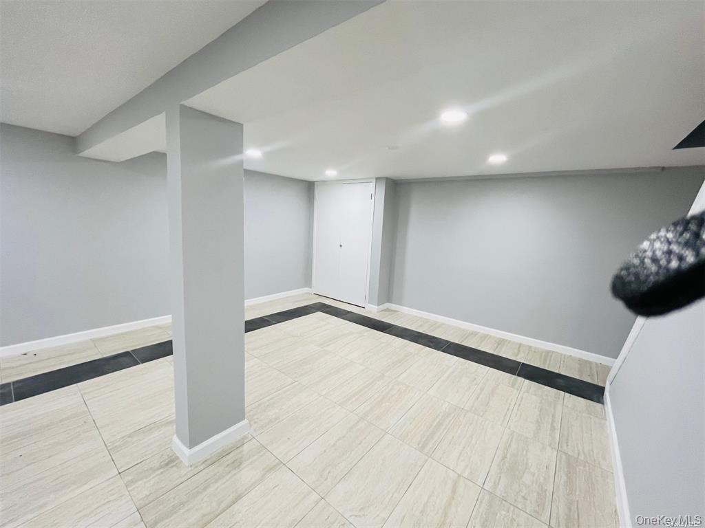 200 Hicksville Road, Seaford, NY 11783