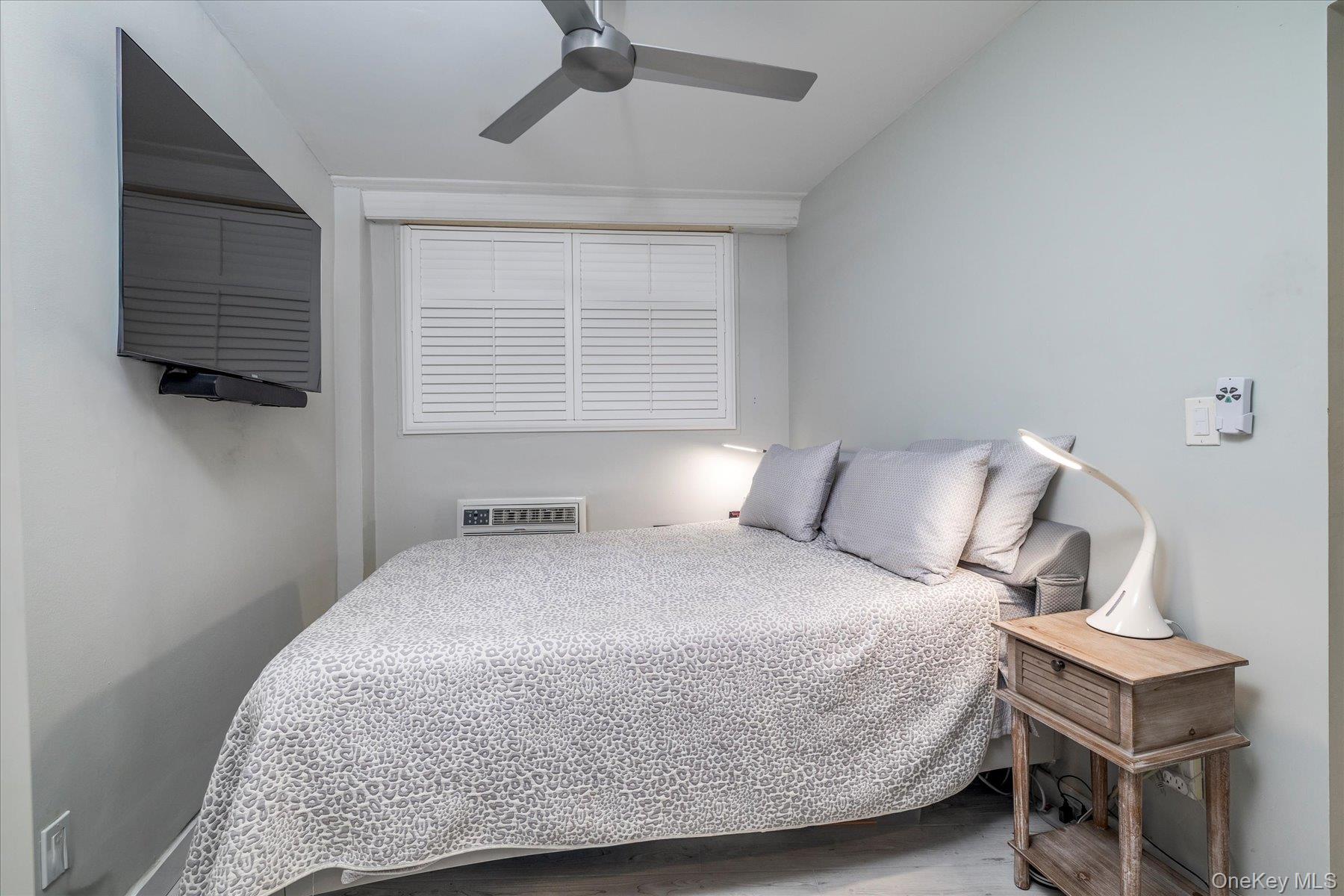 830 Shore Road # 1G, Long Beach, NY 11561