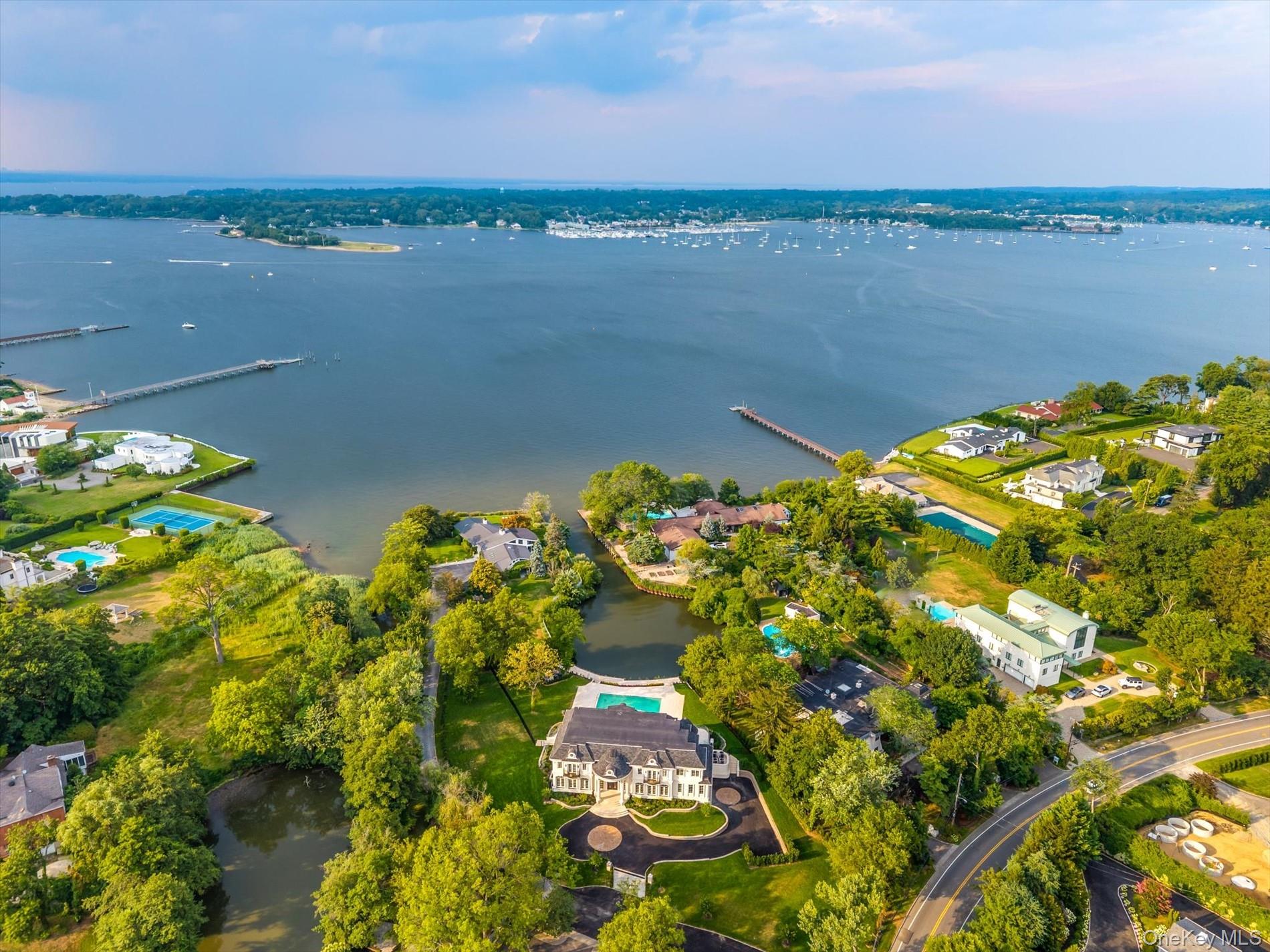 566 E Shore Road, Great Neck, NY 11024